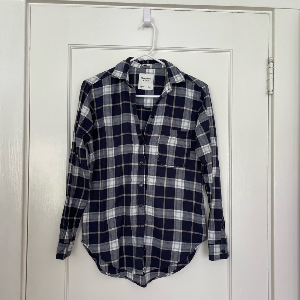 ABERCROMBIE & FITCH FLANNEL SIZE SMALL